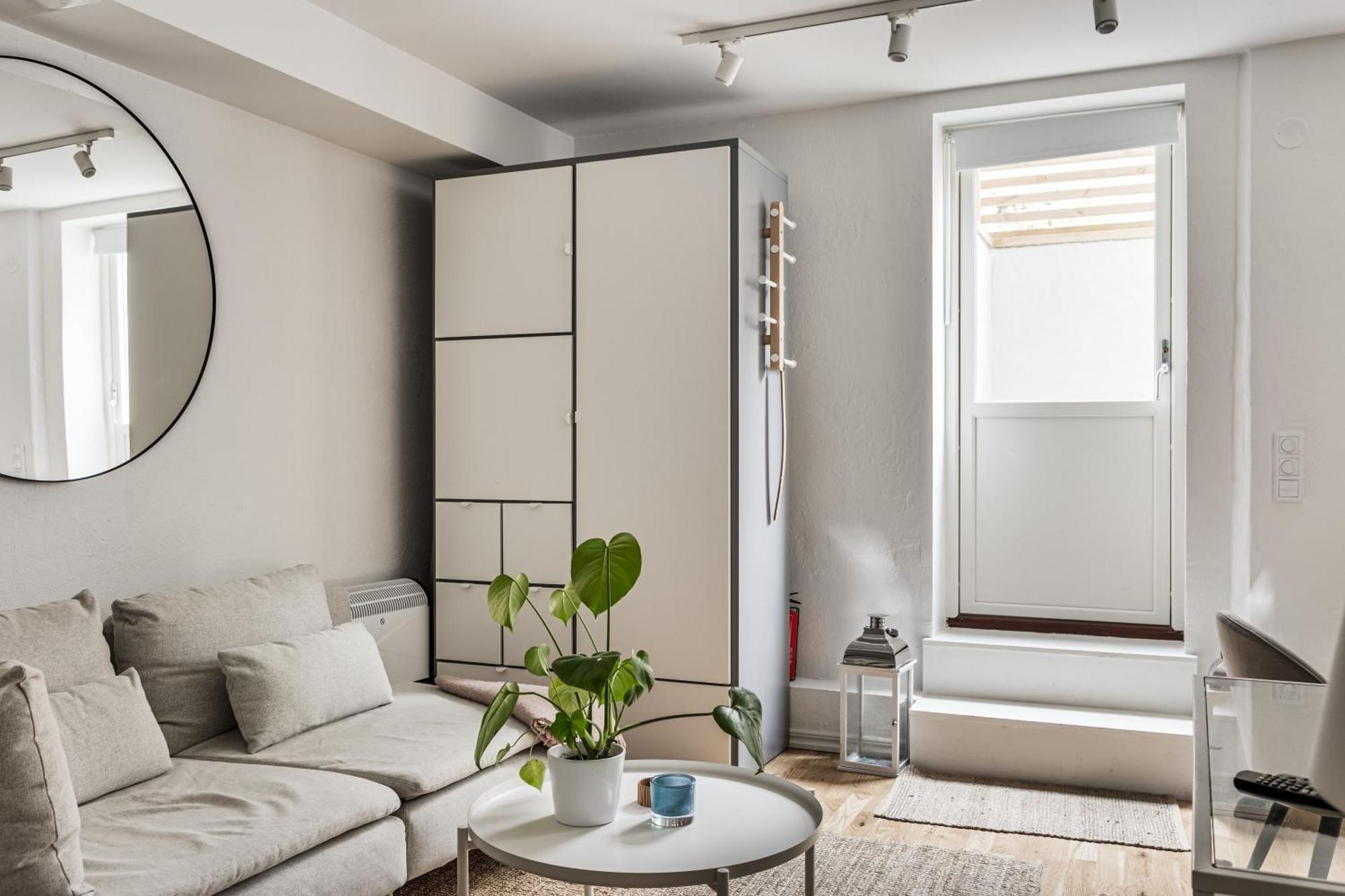 Apartment Trendy & *